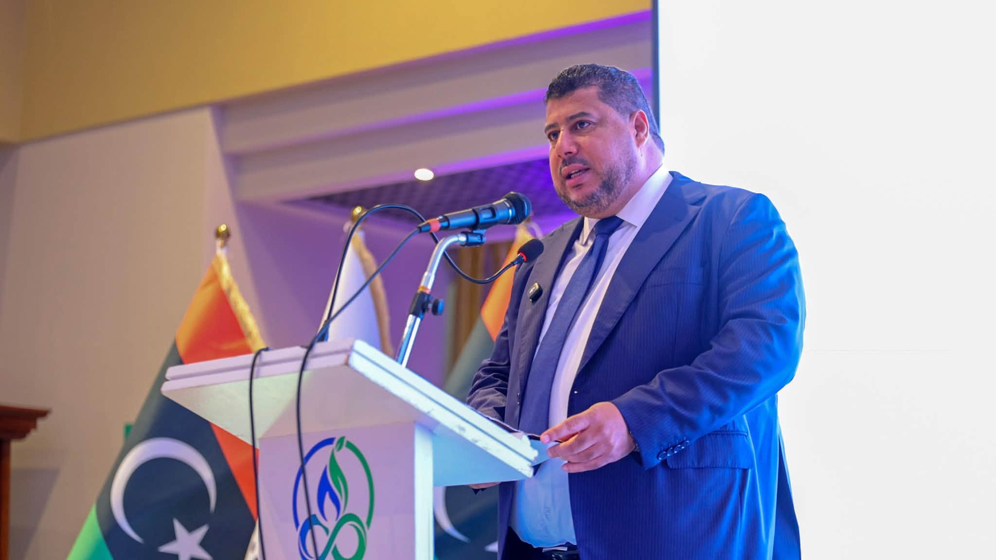 مسعود سليمان: الاستثمار في تطوير صناعة الغاز أولوية لتأمين احتياجات السوق المحلي وتصدير الفائض 