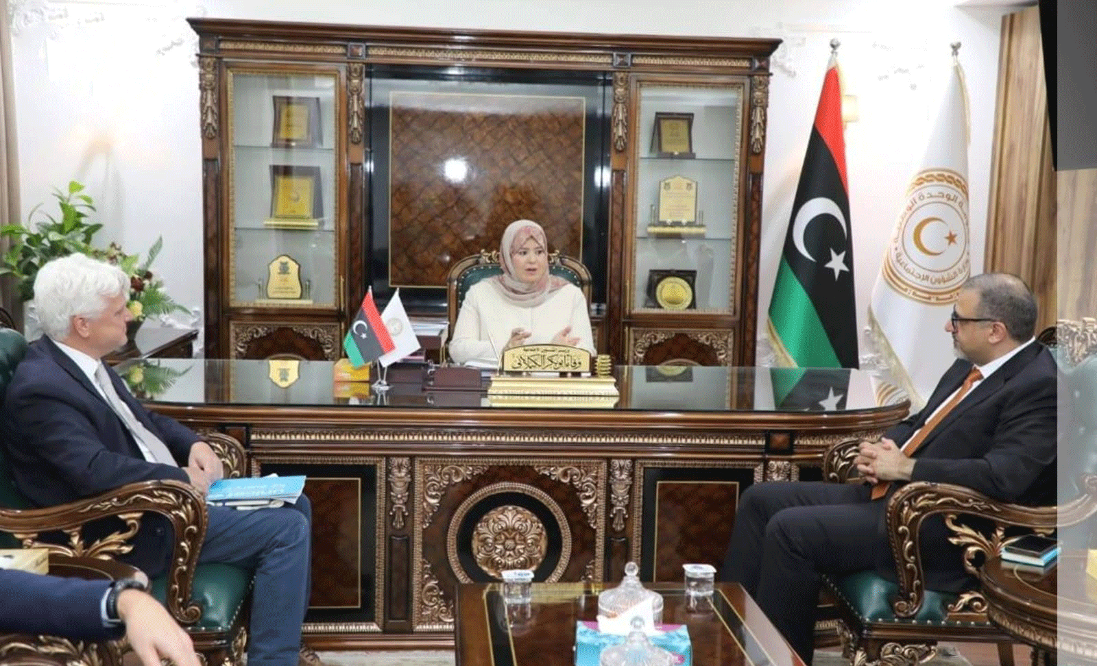 الكيلاني تبحث مع المدير الإقليمي لـ”يونيسف” تعزيز حماية الطفل وتطوير الرعاية الاجتماعية
