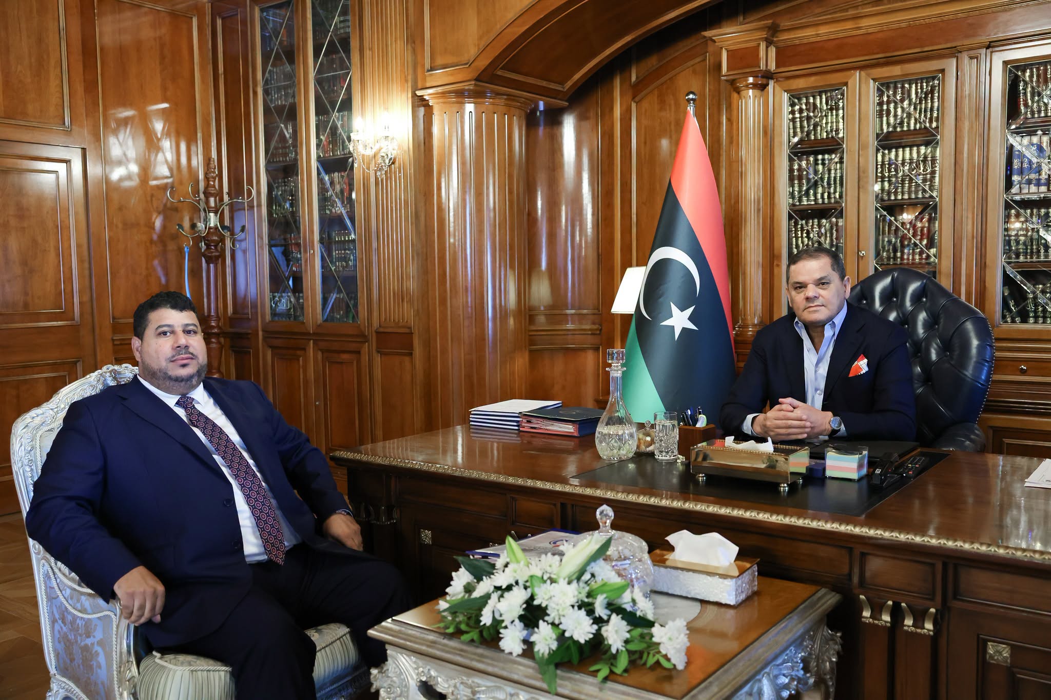 الدبيبة يتابع أوضاع الكهرباء والوقود ويوجه بتشكيل غرفة تنسيق مشتركة