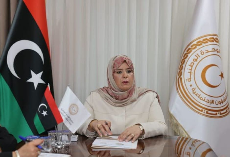 الكيلاني تتابع ترتيبات تنفيذ مبادرة «هدية علم» تزامنًا مع انطلاق العام الدراسي الجديد .