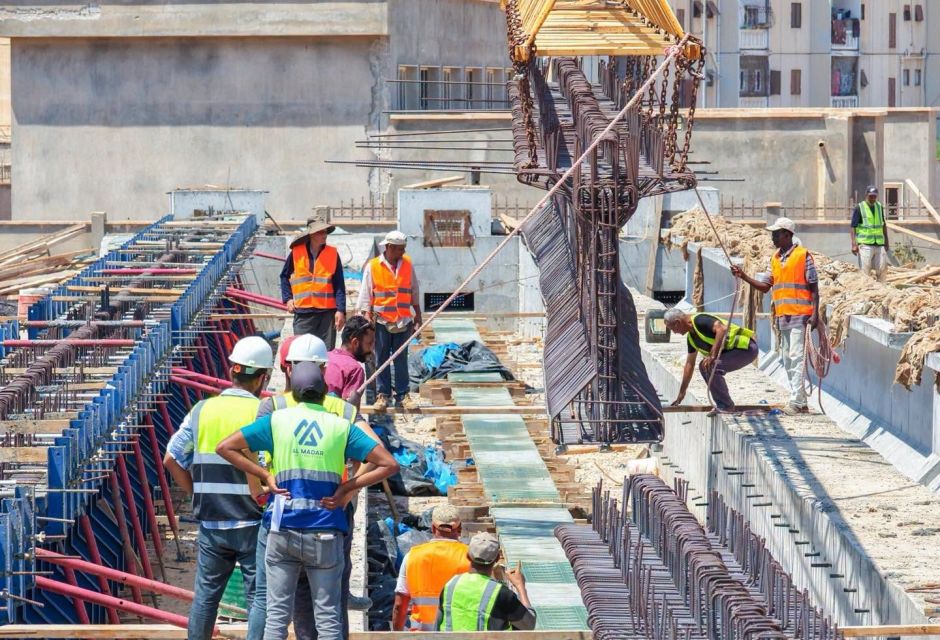تجهيز كمرات خرسانية لمشروع جسر باب طرابلس الشرقي