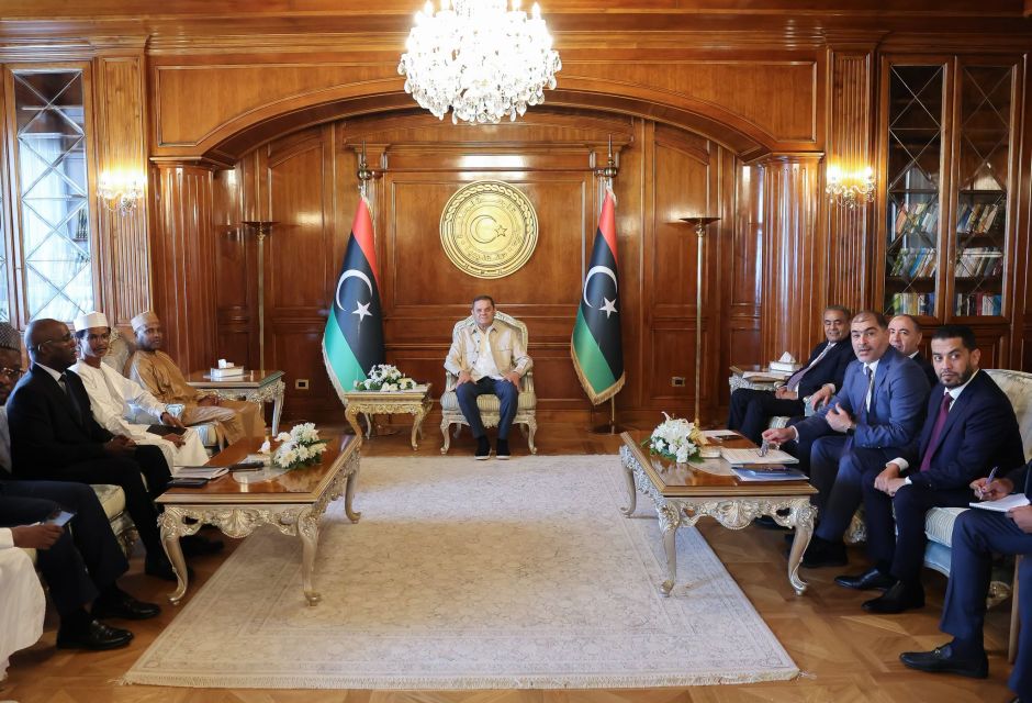 الدبيبة يستقبل وزير الشؤون الخارجية التشادي ويبحث تعزيز التعاون بين البلدين