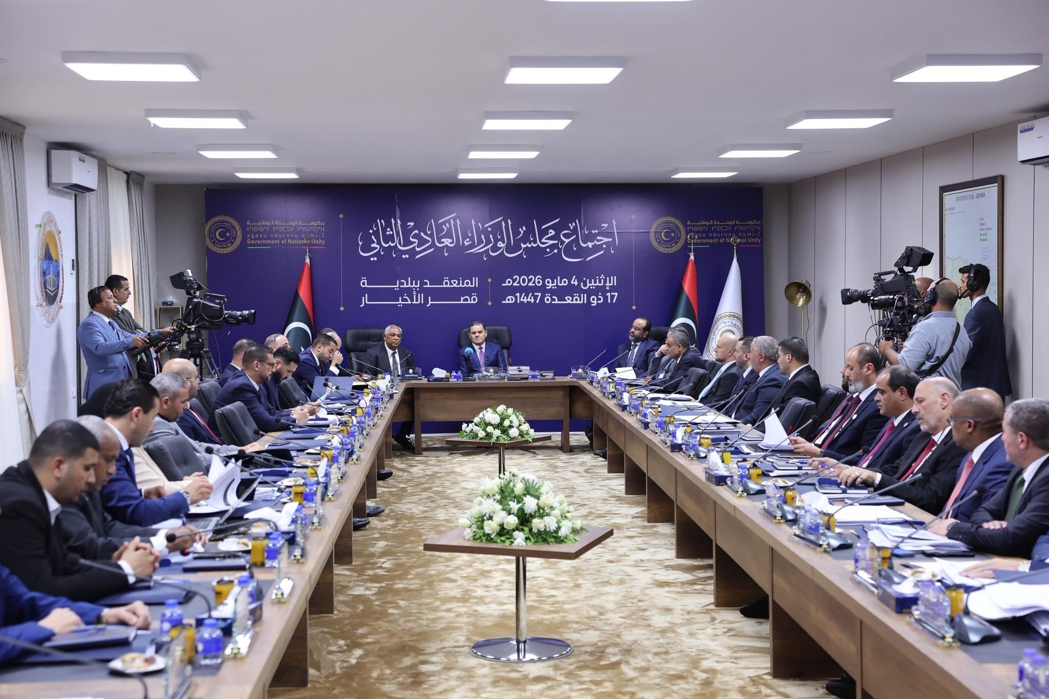 الدبيبة يرأس اجتماع مجلس الوزراء العادي الثاني ببلدية قصر الأخيار