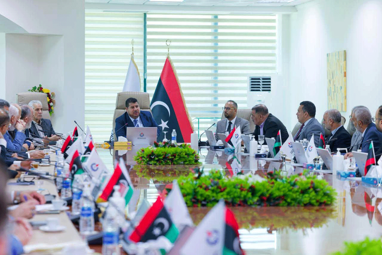 الوطنية للنفط تبحث خطط توسيع مشاريع إيصال الغاز للمدن والمناطق السكنية
