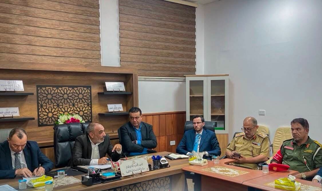البريقة والجهات القضائية والأمنية تبحث تعزيز التنسيق للحد من تهريب الوقود