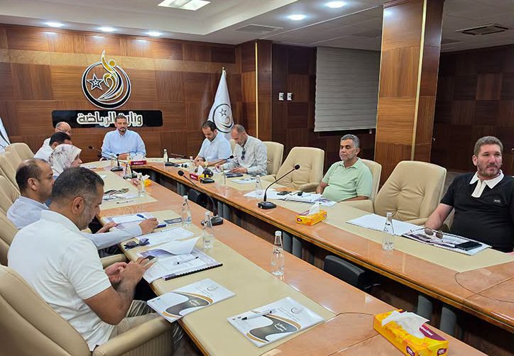 وزير الرياضة يترأس اجتماعاً لتنفيذ مشروع المركب الرياضي الوطني