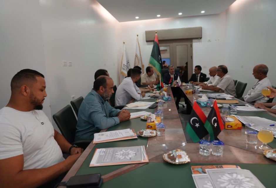 اجتماع بوزارة السياحة لبحث معالجة التضخم الوظيفي وتوحيد إجراءات الإحالة