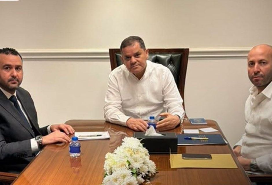 الدبيبة يؤكد أولوية تحسين أوضاع الكوادر الطبية وتوفير احتياجات المرافق الصحية