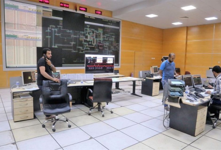 استمرار جهود إعادة التغذية الكهربائية بعد انفجار محطة الحرشة